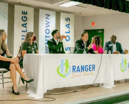 Zoie and Panel Dillard Elementary Career City 5-25-22-441